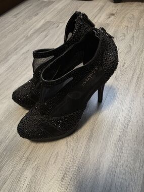 Black Crystal Mesh High Heel Pumps